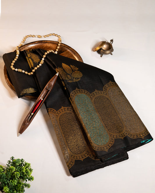 BM Silks Elegant Black Kanchipuram Silk Saree with Turning Multi Colour Border and 2Gm Gold Zari