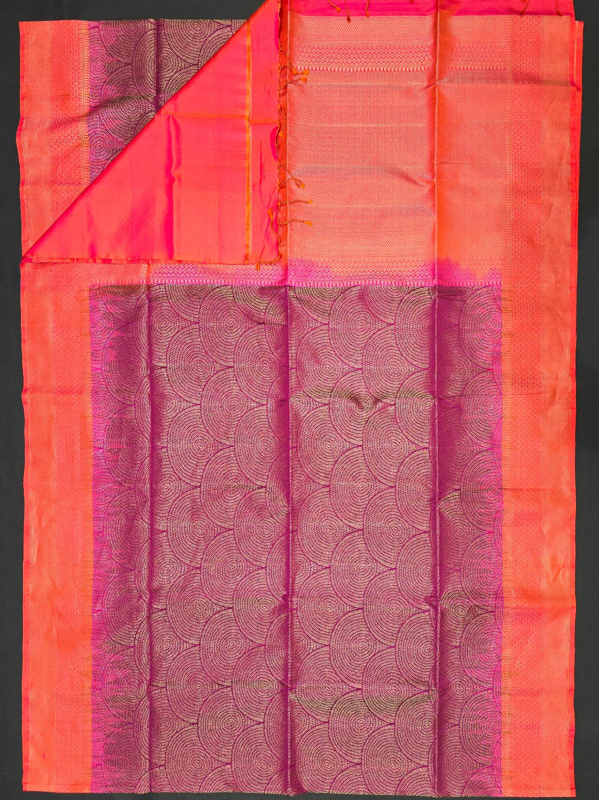 Violet and Orangish Kanchipuram Soft Silk Sarees with Beautiful Pink Border Violet and Orangish Kanchipuram Soft Silk Sarees with Beautiful Pink Border