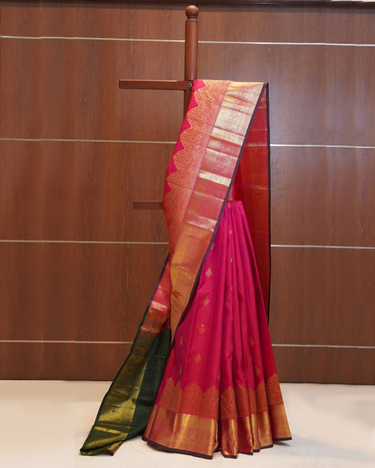 Traditional Pink Silk Saree with Intricate Turning Border