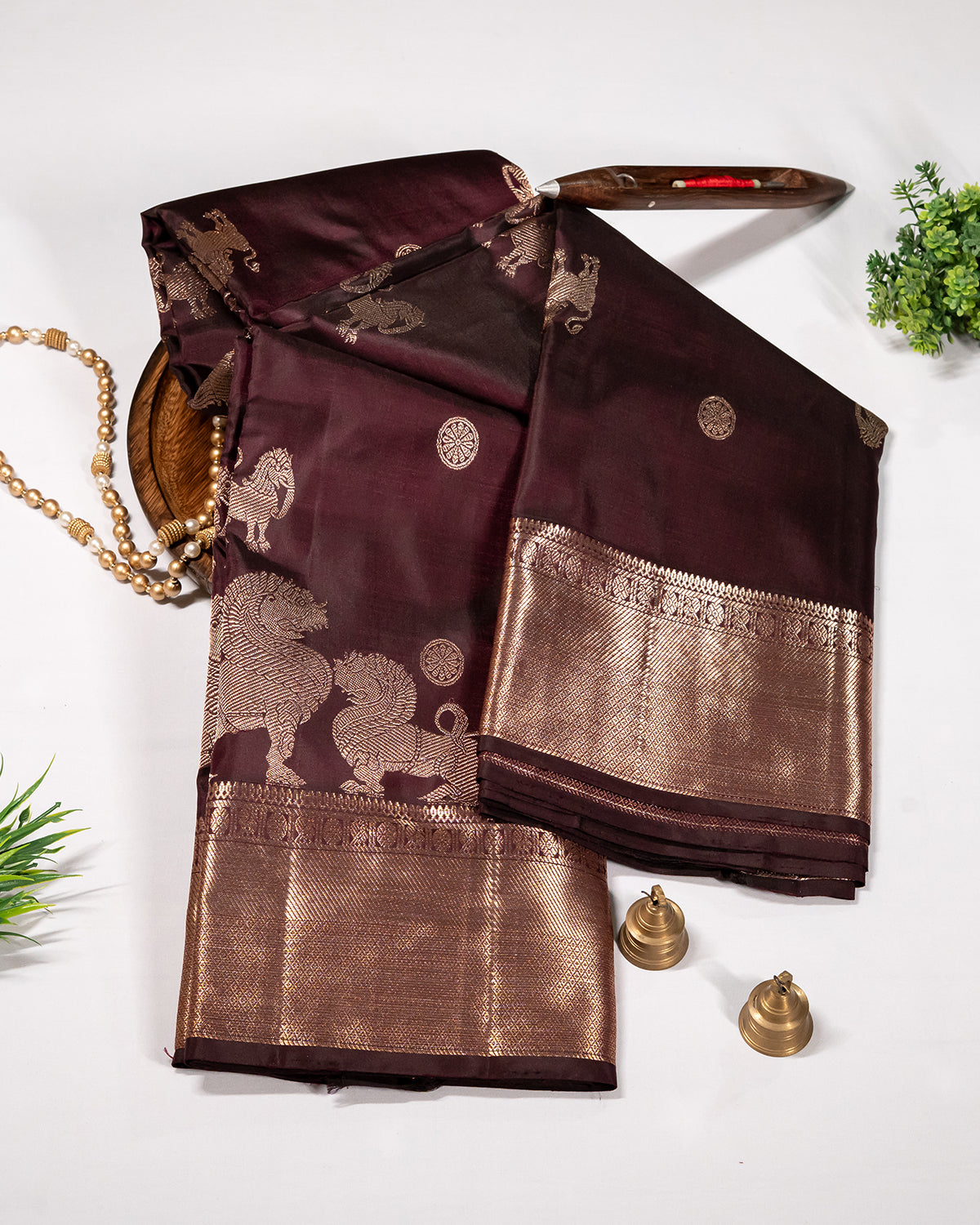 Brown Kanchipuram Pure Silk Saree with 2Gm Gold Zari, Self Border, Yali & Singam Motifs, Silkmark Certified