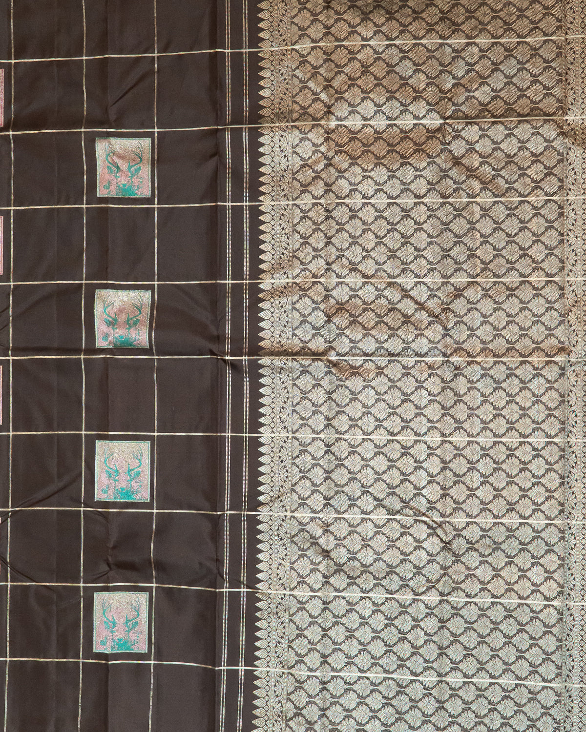 Kanchipuram Pure Silk Saree – Black Body with 2Gm Gold Zari Checks & Butta Motifs, Without Border, Silkmark Certified