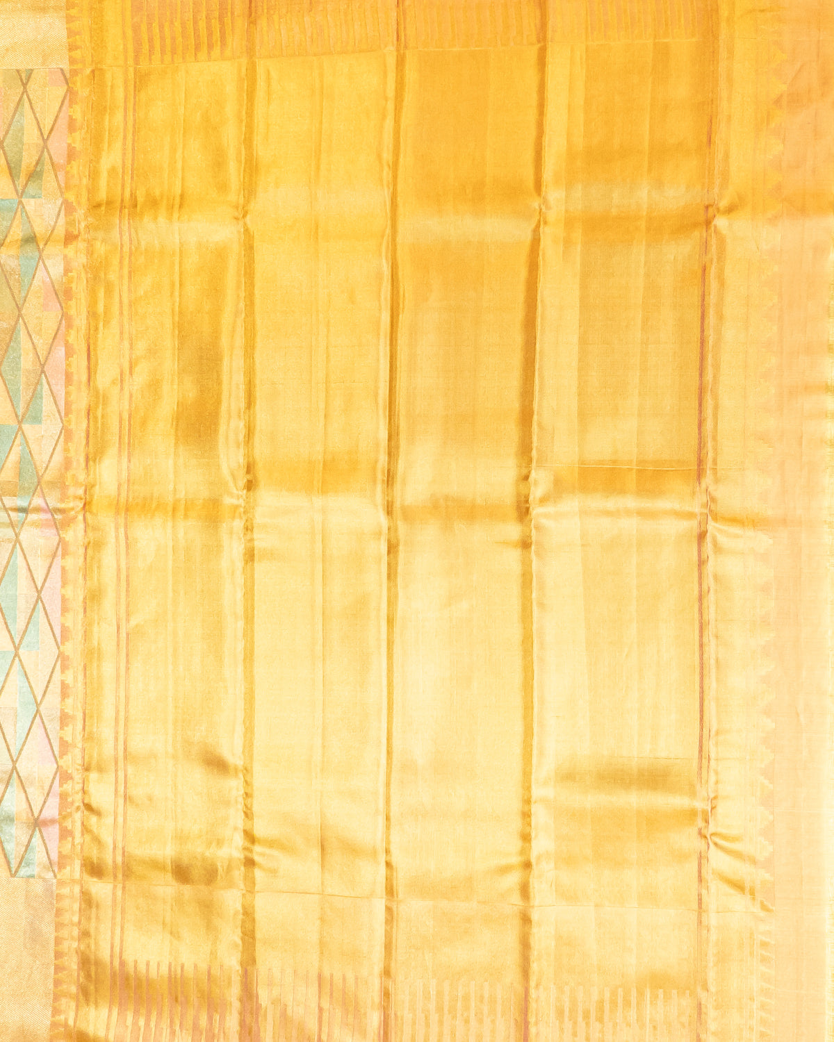 Gold Pink Green Kanchipuram Tissue Silk Saree with Geometrical Pattern and 1Gm Gold Zari