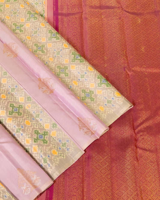 Lavender Kanchipuram Pure Silk Saree Without Border – Enchanting Fusion of Traditional Kanjivaram Craft and Contemporary Ikkat Artistry