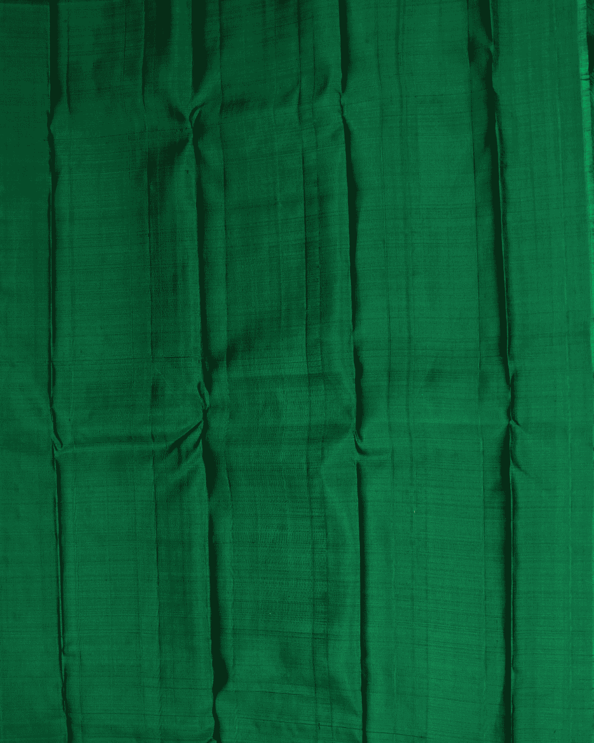 Rust Silk Saree with Green Border and One Gram Gold Zari – Rust Colour Korvai Border Traditional Silk Sari with Peacock and Square Butta with Gold and silver colour zari, 100% Silkmark Certified Silk
