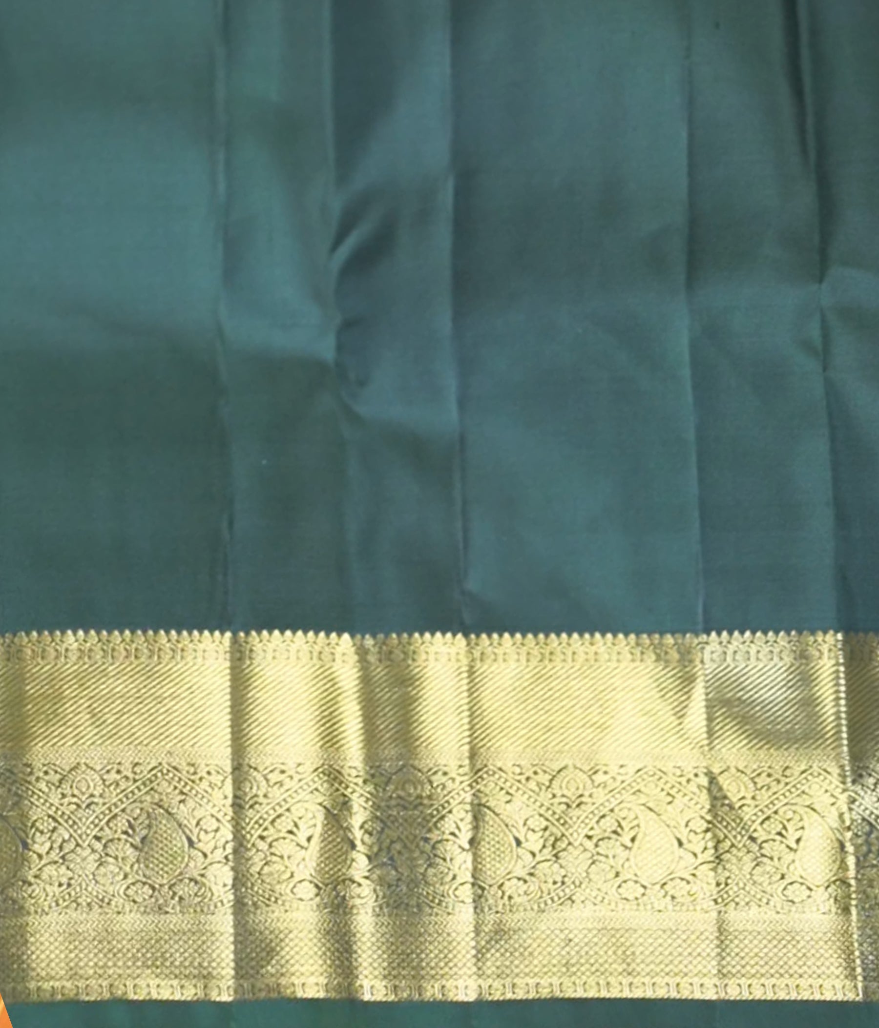 Traditional Pink Silk Saree with Intricate Turning Border