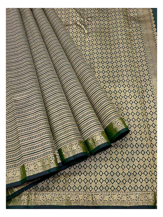 Deep green Kanchipuram silk saree with diamond-pattern pallu and floral border