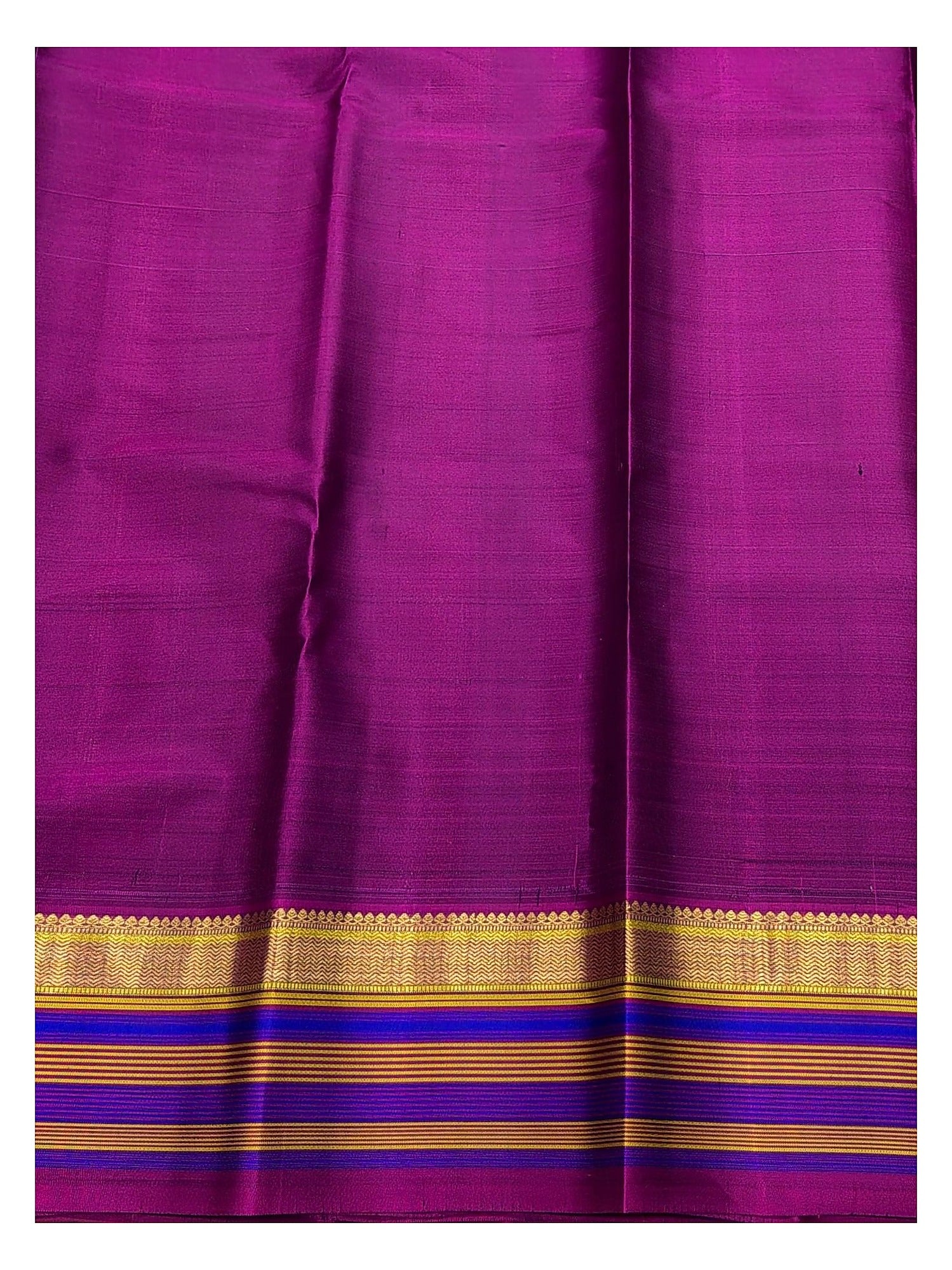 Handwoven Kanchipuram Silk Saree - Emerald Green with Gold Buttas and Magenta Striped Pallu