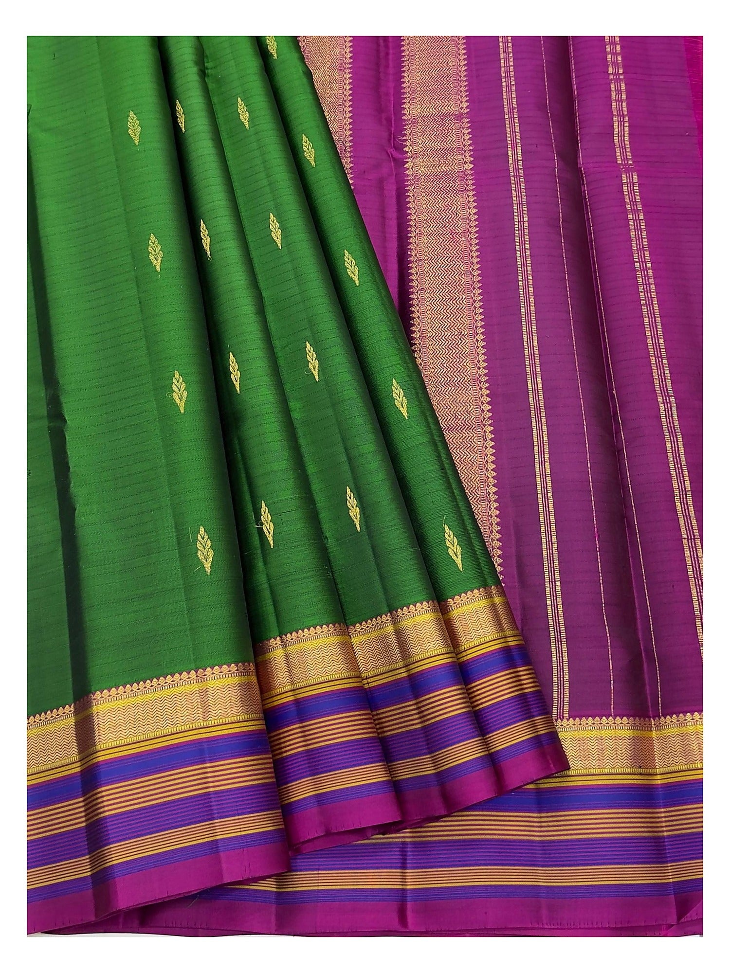 Handwoven Kanchipuram Silk Saree - Emerald Green with Gold Buttas and Magenta Striped Pallu