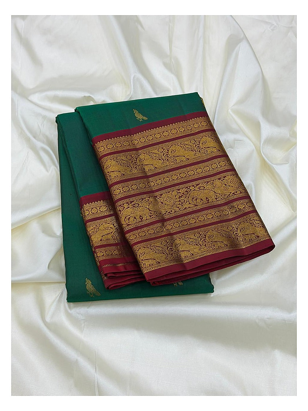 Handwoven Kanchipuram Silk Saree - Emerald Green with Magenta Elephant Zari Border