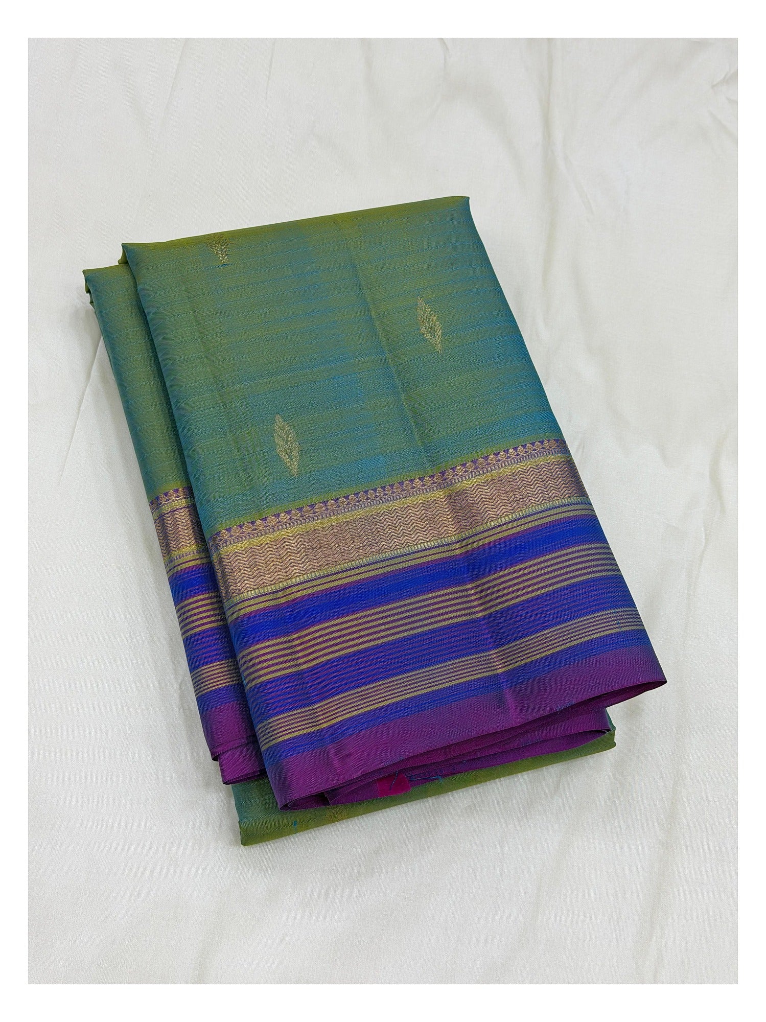 Handwoven Kanchipuram Silk Saree front view
