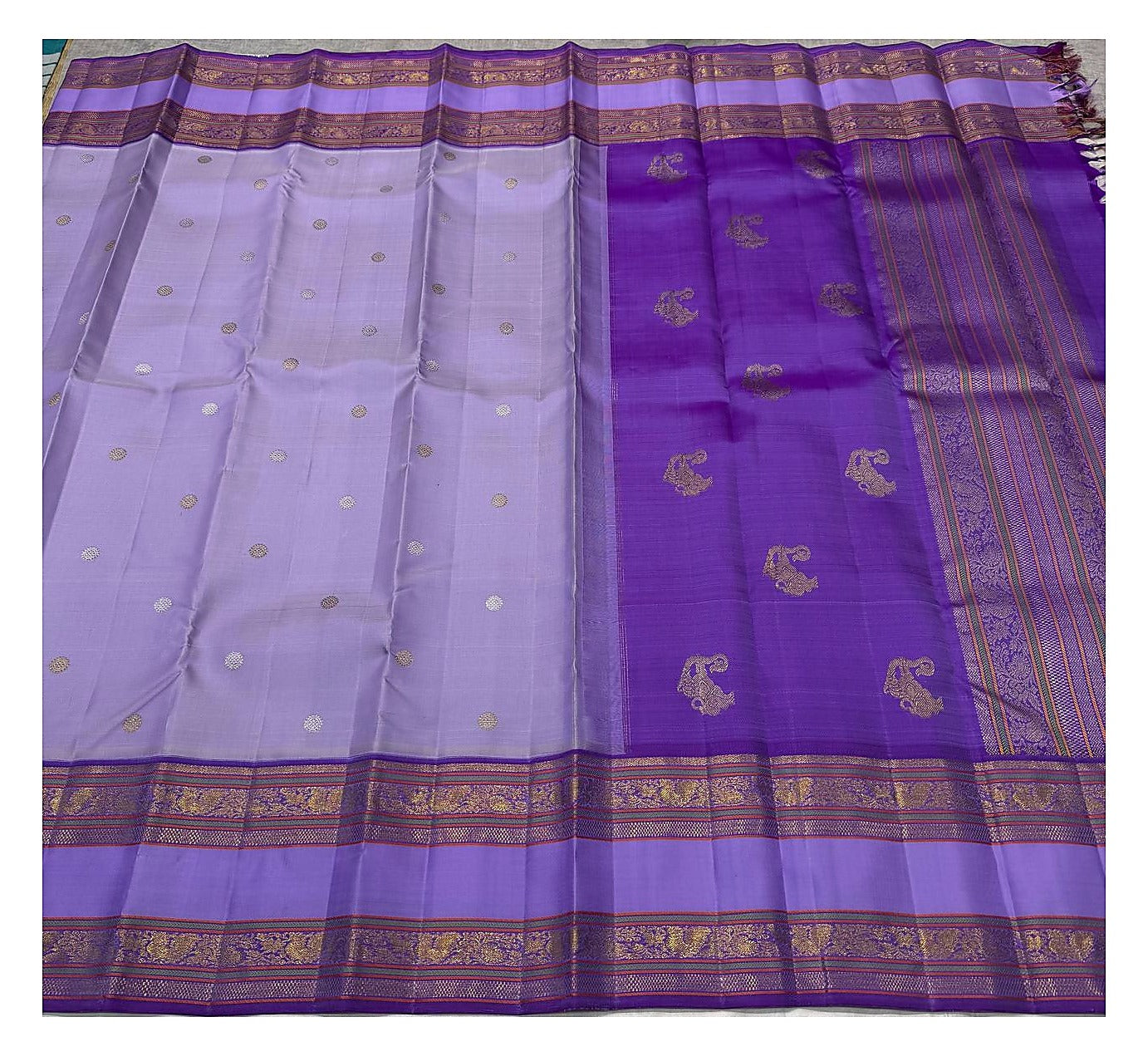 Handwoven Kanchipuram Silk Saree in Lavender with Deep Violet Pallu and Elephant Zari Border