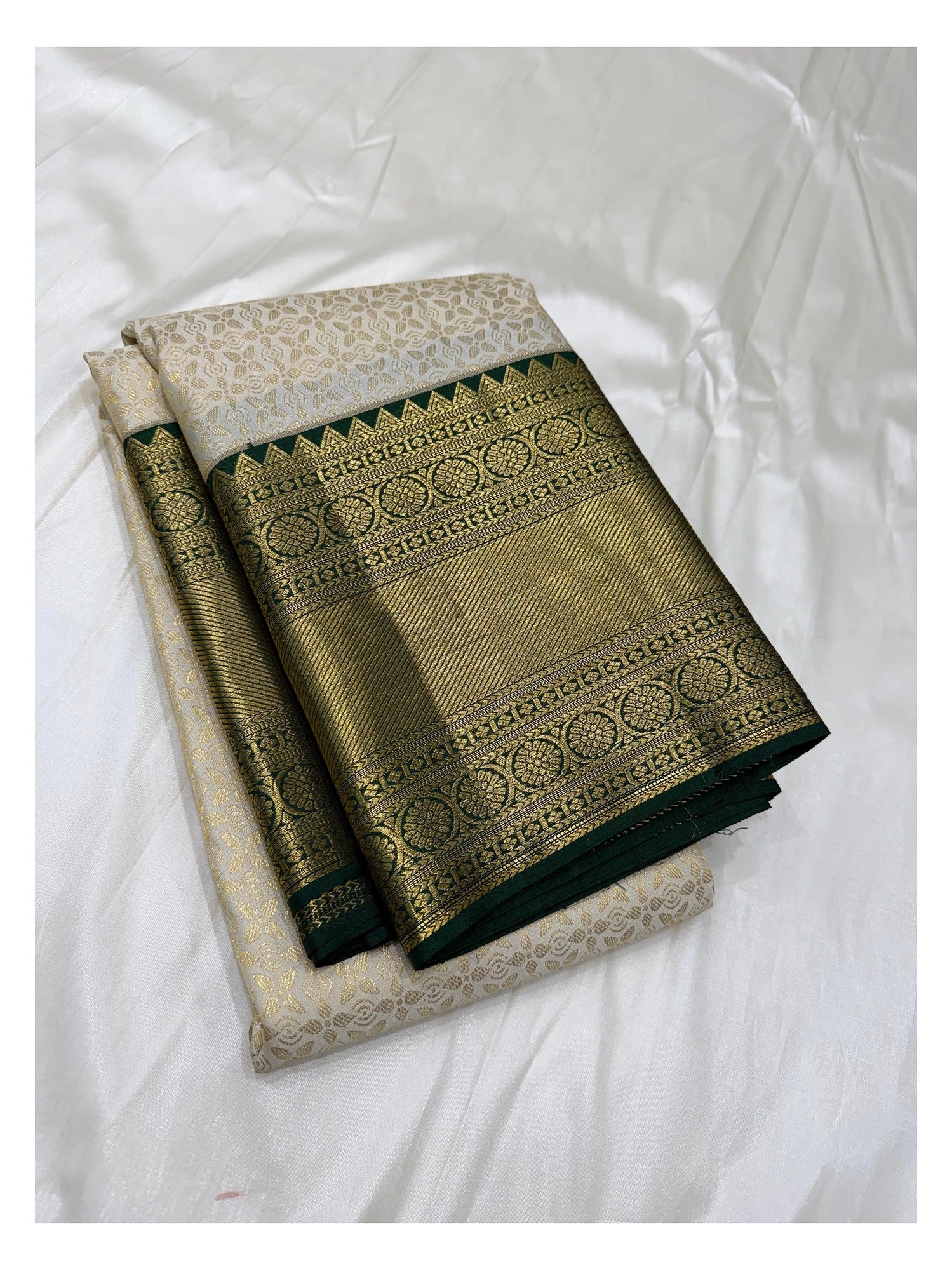 Handwoven Kanchipuram Silk Saree - Ivory with Dark Green Contrast Pallu front view
