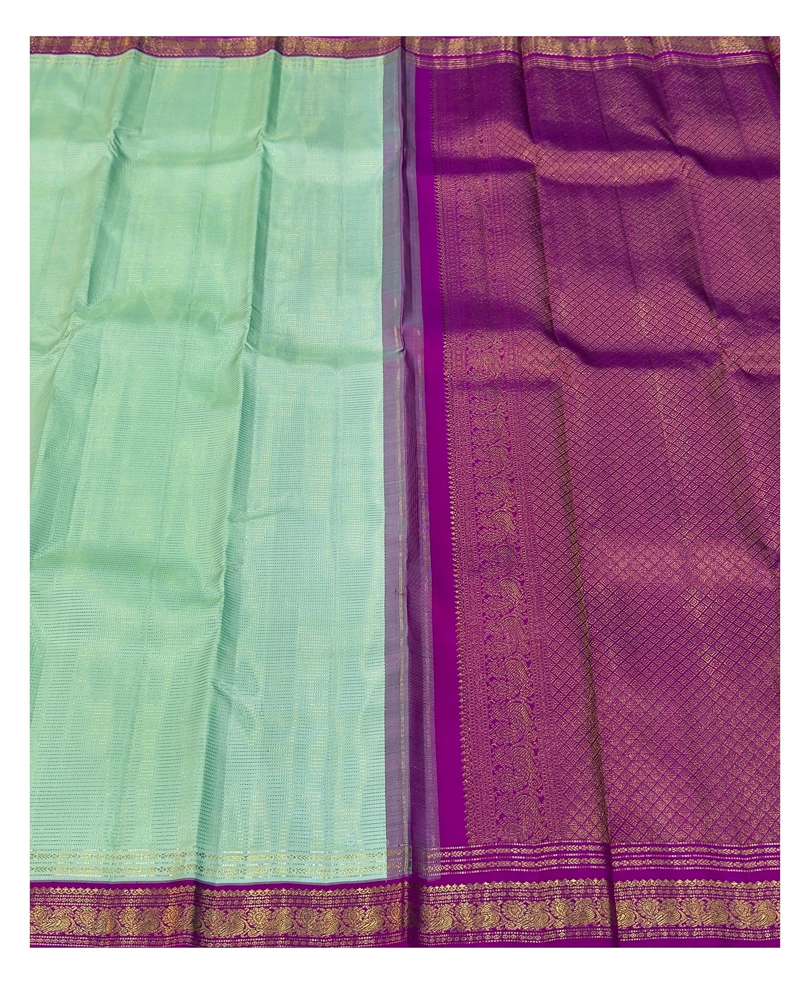 Handwoven Kanchipuram Silk Saree - Mint Green with Magenta Contrast Border