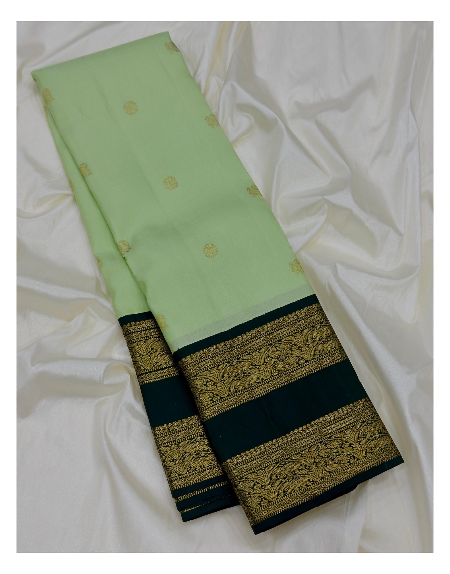 Handwoven Kanchipuram Silk Saree - Pista Green with Black Zari Border
