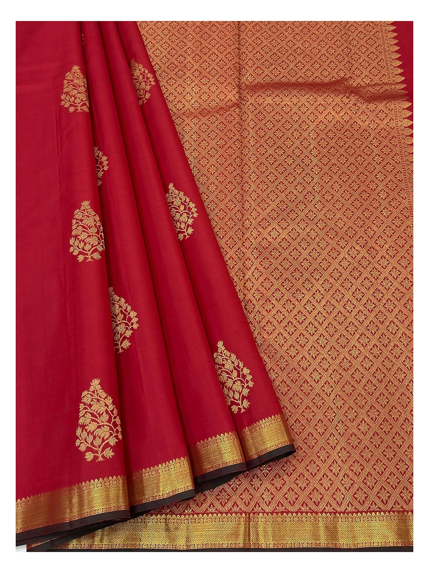 Handwoven Kanchipuram Silk Saree - Red with Gold Floral Buttas and Brocade Pallu