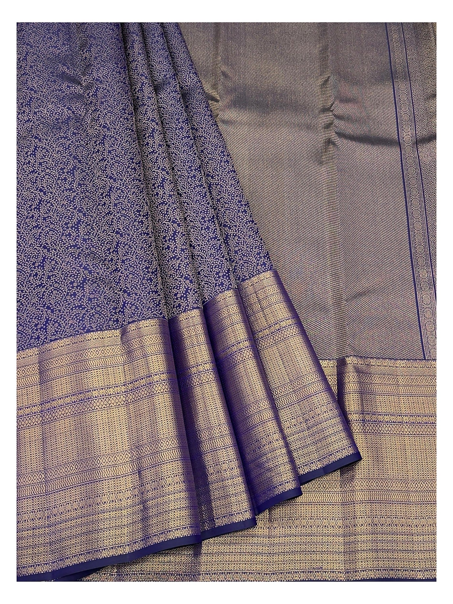 Handwoven Kanchipuram Silk Saree - Royal Blue with Gold Floral Vine Weave and Broad Zari Pallu