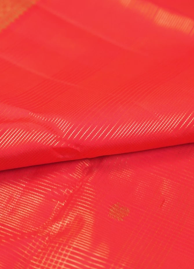 Elegant Alai Oosi Kattam Silk Saree – Peacock Butta Design