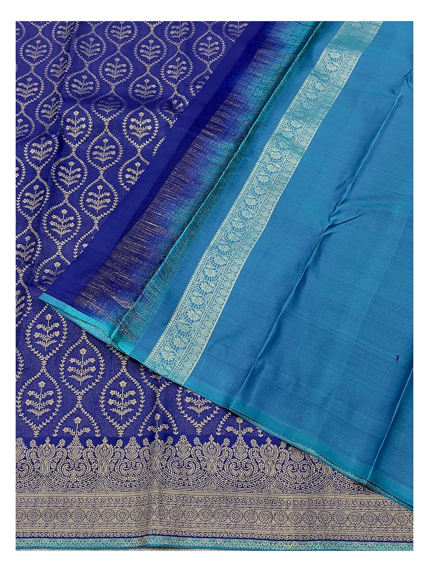 Royal Blue Pure Silk Saree with Teal Pallu and Floral Vine Motifs