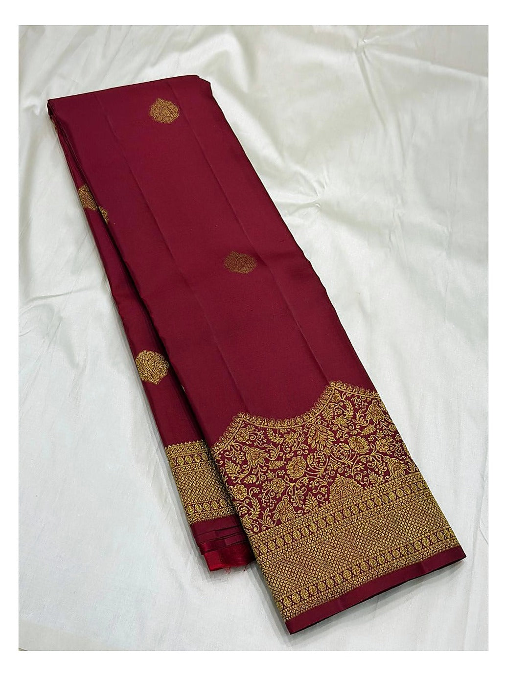 Wine Handwoven Kanchipuram Silk Saree with Gold-Toned Buttas and Floral Pallu