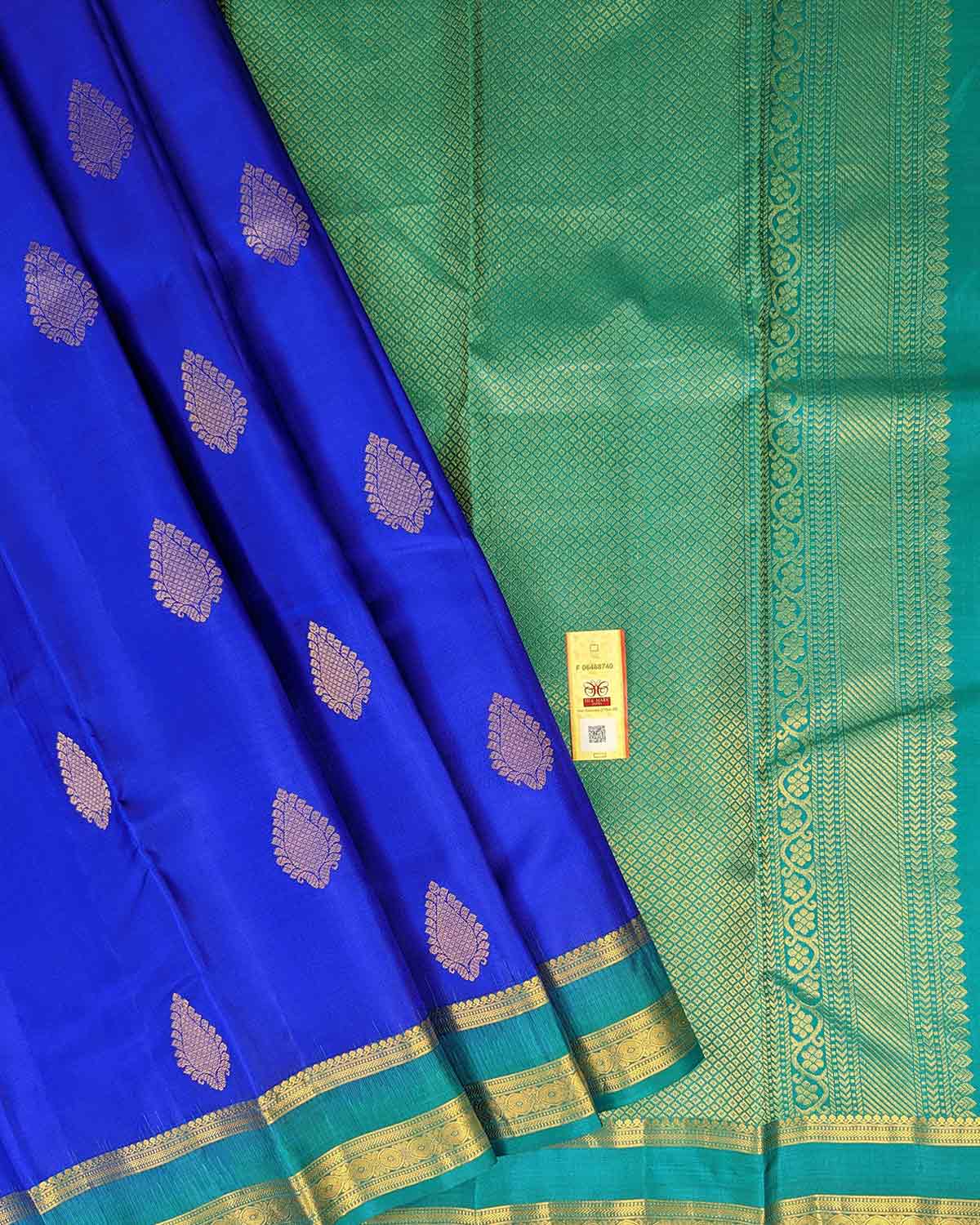 Blue Traditionally Kancheepuram Silk Sarees With Paisley Buttas And Ornate Pallu Green Border